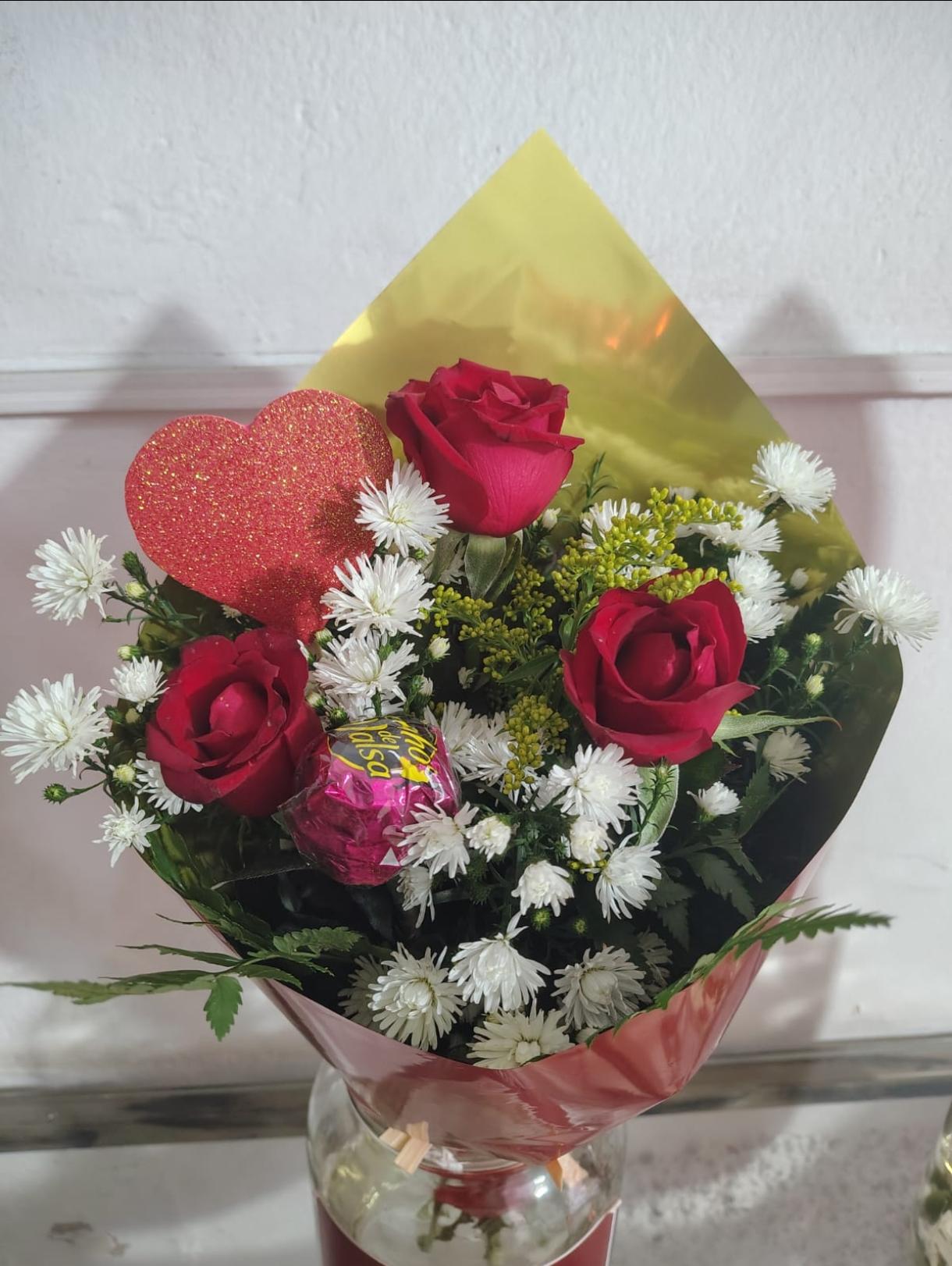 Ramalhete C/03 Rosas